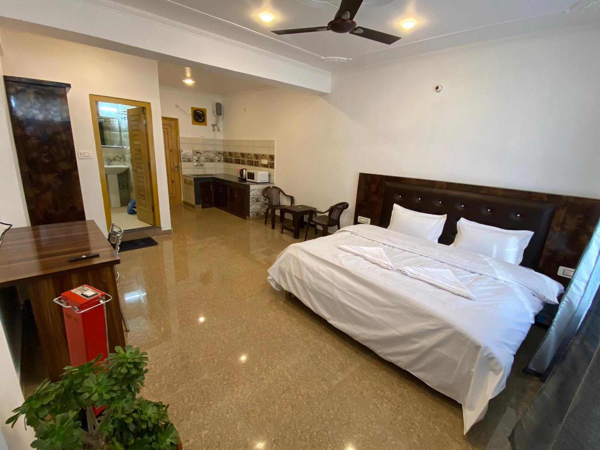 Redeem Cafe & Homestay McLeod Ganj Eksteriør bilde