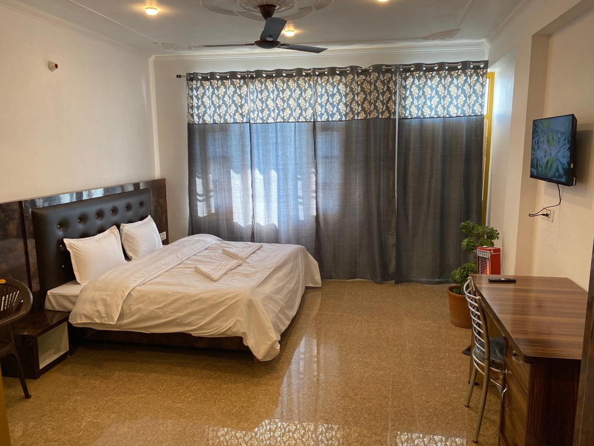 Redeem Cafe & Homestay McLeod Ganj Eksteriør bilde