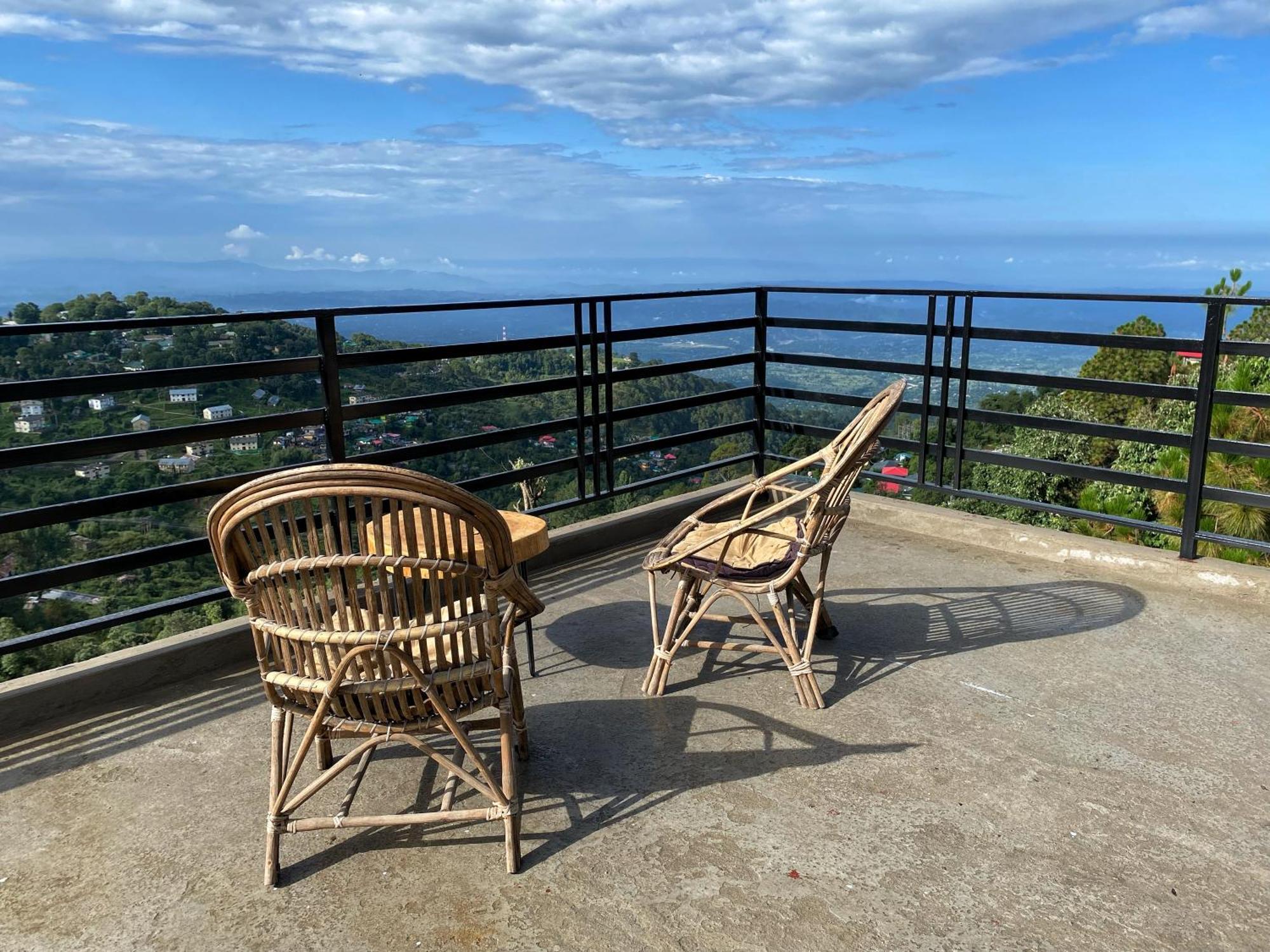 Redeem Cafe & Homestay McLeod Ganj Eksteriør bilde